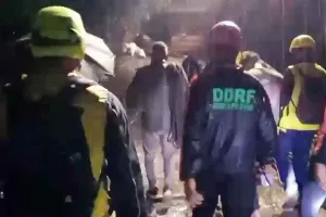 Uttarakhand News: गौरीकुंड में खाई में गिरा युवक रेस्क्यू, चमोली में युवक की मौत