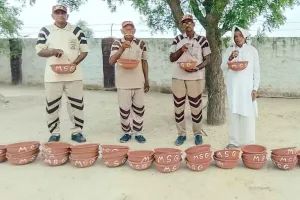 ब्लॉक सिलवाला खुर्द की साध-संगत ने बेजुबान पक्षियों के लिए रखे परिंडे