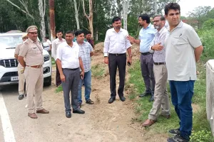 एसडीएम ने बाढ़ सुरक्षा इंतजामों का लिया जायजा