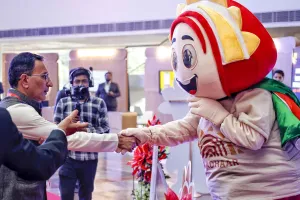 Aadhaar News: आज मोबाइल से अपडेट हो रहीं जरूरी सेवाएं, आधार ऐप ने डिजिटल सेवाओं को बनाया आसान