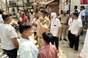 ट्रक ड्राइवर को पीटकर किया घायल, ट्रक से नकदी चोरी करके ले गए लुटेरे 