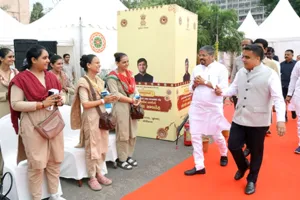 GSRTC: रक्षाबंधन के लिए डिप्टी सीएम ने किया बड़ा ऐलान, 101 नई बसों को  दिखाई हरी झंडी