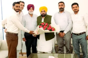भगवंत मान सरकार की जनहित वाली नीतियों से प्रभावित होकर, पूर्व भारतीय क्रिकेटर मनप्रीत सिंह 'गोनी' और इंटरनेशनल गोल्ड मेडलिस्ट कुनार आम आदमी पार्टी में शामिल
