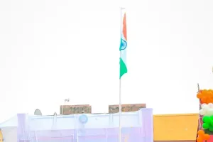 Independence Day: देश की सीमाओं की रक्षा कर रहे जवानों के साहस को कभी भुलाया नहीं जा सकता