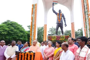 गुलाब सिंह लोधी के 91वें बलिदान दिवस पर CM योगी ने दी श्रद्धांजलि, बोले- उनका बलिदान देश के लिए प्रेरणा