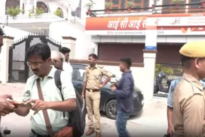 लखनऊ के गोमतीनगर में सनसनीखेज वारदात, इलाके में दहशत 