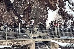 North Korea: दक्षिण कोरिया ने दागे उत्तर कोरियाई सैनिकों पर 'वॉर्निंग शॉट्स'