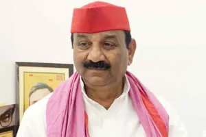 SP: आईपीएस अधिकारी की मां की संदिग्ध मौत का मामला! अंबेडकरनगर पहुंचेगा सपा का 17 सदस्यीय प्रतिनिधिमंडल