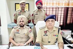 अबोहर पुलिस ने पिस्टल और जिंदा कारतूस सहित दो युवकों किये अरेस्ट