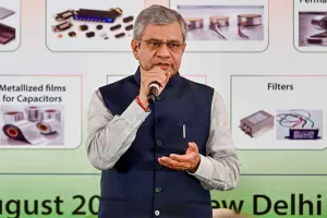 Bullet Train News: भारत की स्वदेशी बुलेट ट्रेन से मुंबई से वडोदरा का सफर होगा तेज