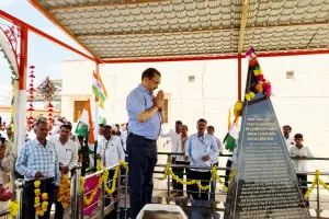 North Western Railway: जोधपुर डीआरएम अनुराग त्रिपाठी ने गडरा रोड शहीद स्मारक पर दी श्रद्धांजलि