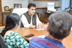 नकली दवाओं और मिलावटी खाद्य पदार्थों पर बड़ी कार्रवाई, 50 दवा कंपनियों के लाइसेंस रद्द