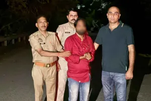 Ghaziabad Encounter: गाजियाबाद में पुलिस और बदमाशों के बीच मुठभेड़ में दो बदमाश गिरफ्तार