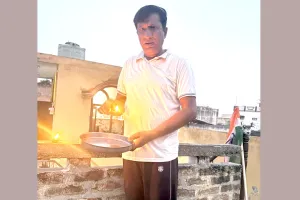 Ashirwad Ka Diya: भाजपा मण्डलाध्यक्ष ने अपने घर पर जलाया आशीर्वाद का दीया