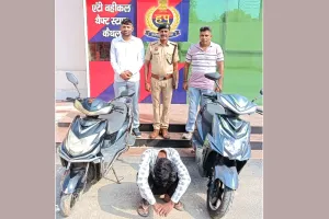 Electric Scooty Theft Case: इलेक्ट्रिक स्कूटी चोरी करने के मामले में एक आरोपी काबू
