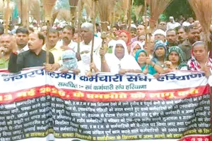 आखिर मान ही ली हरियाणा सरकार ने ग्रामीण सफाई कर्मियों की मांगें, बढ़ाया मानदेय 