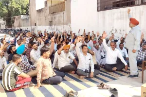HKRN News: कौशल रोजगार कर्मचारियों की जॉब सिक्योरिटी की मांग, आंदोलन की चेतावनी
