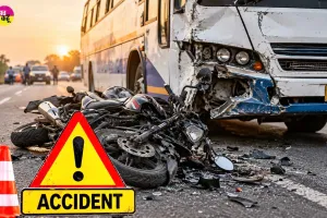 Hanumangarh Town Accident: बस की बाइक से आमने-सामने भिड़ंत, एक की मौत, दो गंभीर घायल 