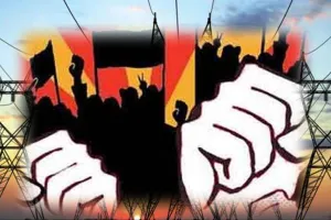 Electricity Workers Strike: बिजली कर्मियों की हड़ताल ने याद दिलाए पुराने दिन, तो कुछ ने जनरेटर चलाकर दिखाई नई दौलत!