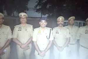 गाजियाबाद में पुलिस मुठभेड़: टप्पेबाजी करने वाले दो बदमाश गिरफ्तार, दोनों के पैर में लगी गोली