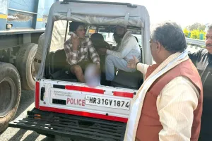 Julana Road Accident: कैबिनेट मंत्री ने रोका काफिला, पिकअप-कैंटर हादसे में घायल लोगों को पायलट गाड़ी से पहुंचाया अस्पताल