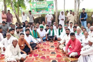 किसानों की सब्सिडी को लेकर भाकियू का प्रदर्शन, 1,537 में सिर्फ 416 को मिला लाभ; प्रमाण पत्रों की त्रुटियां दूर कर भुगतान का आश्वासन