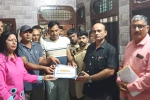आंखें बंद हुईं तो क्या, दो जिंदगियों में उजाला छोड़ गईं माता बलविंदर कौर; डेरा सच्चा सौदा की प्रेरणा से किया नेत्रदान