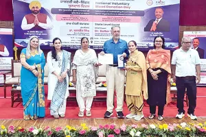 पंजाब स्टेट ब्लड ट्रांसफ्यूजन काउंसिल ने दीप्ति इन्सां को किया सम्मानित 