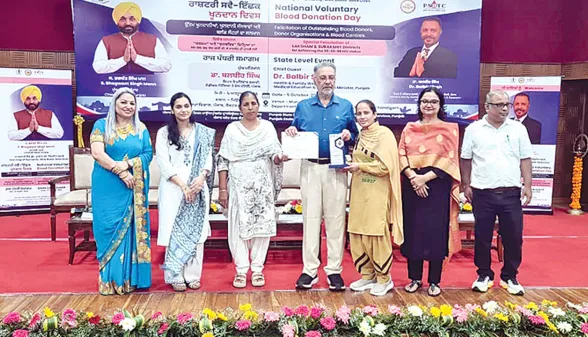 पंजाब स्टेट ब्लड ट्रांसफ्यूजन काउंसिल ने दीप्ति इन्सां को किया सम्मानित 