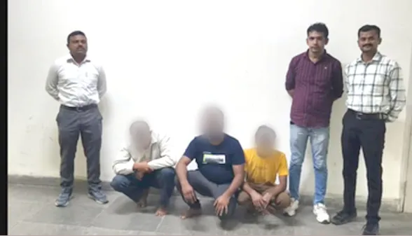 बुजुर्ग से 19.60 लाख की ठगी, पैसे दोगुने करने का दिया झांसा; गुजरात में 3 आरोपी गिरफ्तार