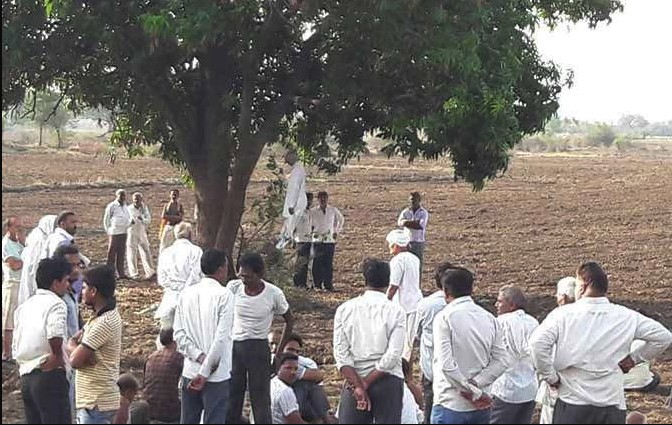 कर्ज से परेशान 3 किसानों ने दी जान