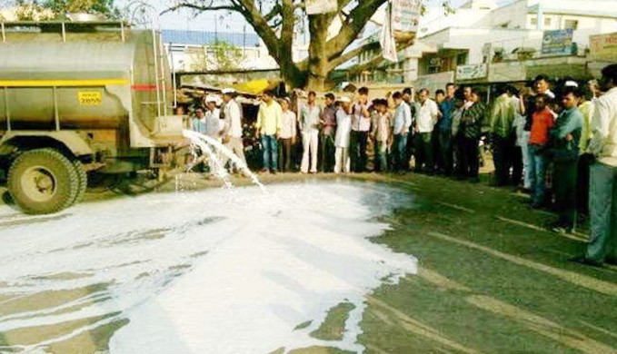 महाराष्ट्र में पहली बार किसान हड़ताल पर