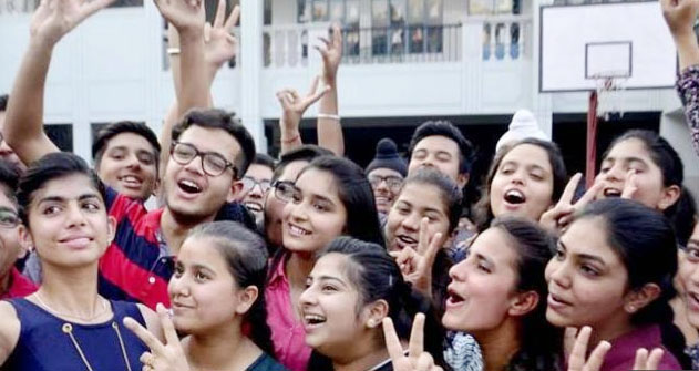 राजस्थान बोर्ड: 10वीं का रिजल्ट जारी, लड़के फिर आगे