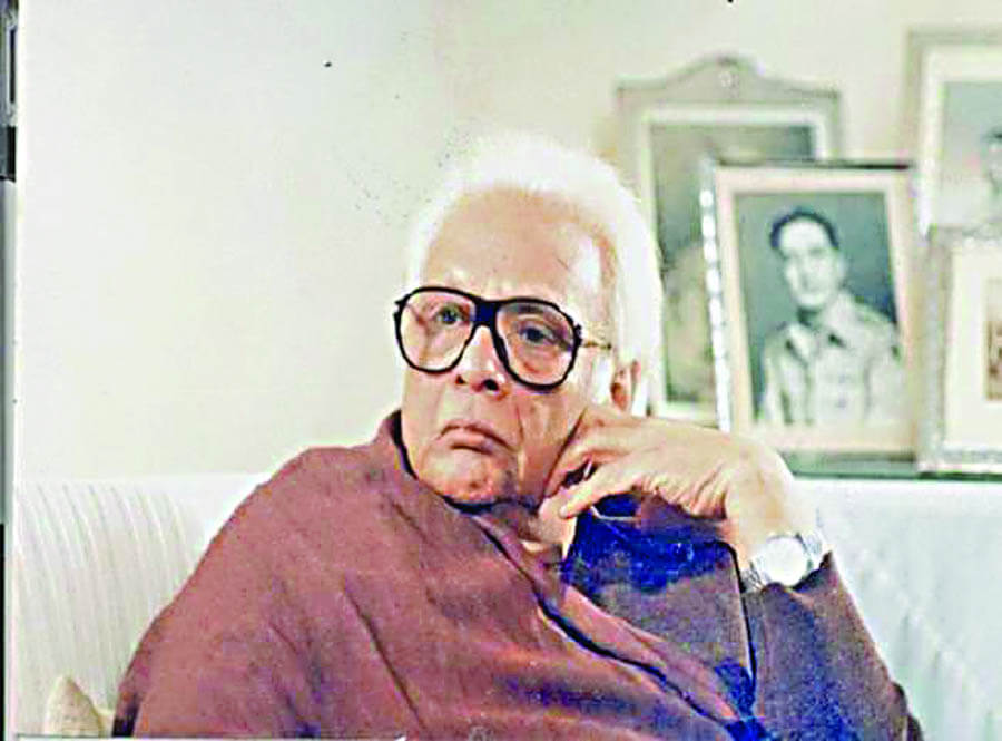 जुदा राह का राही