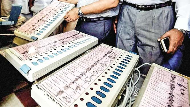गड़बड़ी ईवीएम में या राजनीतिक दलों की सोच में ?