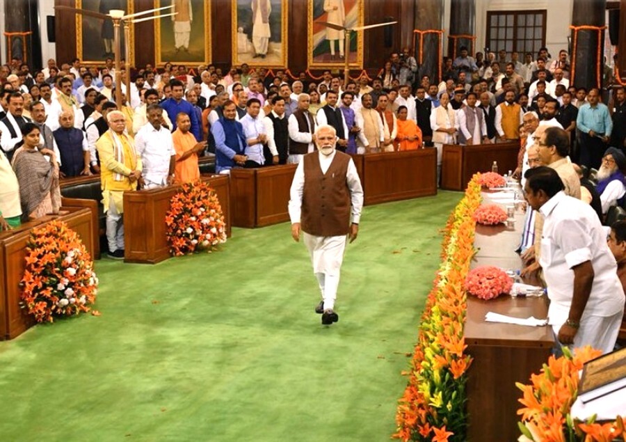 लोकसभा चुनाव: पिछली लोकसभा की तुलना में इस बार 6% ज्यादा करोड़पति जीते