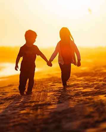 प्रेरणास्त्रोत: जिंदगी बीत जाती है, अपनों को अपना बनाने में