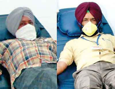 Blood Donation : 2 यूनिट रक्तदान कर निभाया इंसानियत का फर्ज
