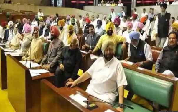 विपक्ष के हंगामे को देख विधानसभा की कार्यवाही कल तक के लिये स्थगित