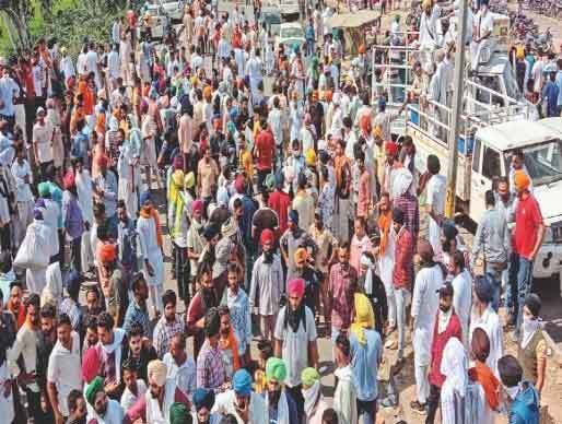 केंद्र ने दिल्ली में प्रवेश की किसानों को दी इजाजत, बातचीत को तैयार सरकार