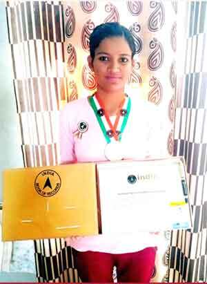 सतिन्द्र इन्सां ने अपना नाम इंडिया बुक  ऑफ रिकार्ड में किया दर्ज