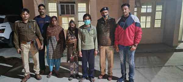 अपहरण तीन मासूम बच्चों को किया बरामद, अपहरणकर्ता दंपत्ति गिरफ्तार