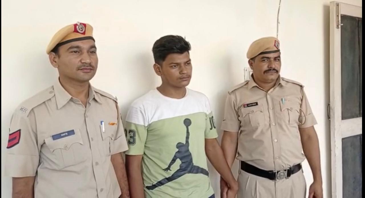अय्याश भतीजे ने चाचा को लगाई लाखों की चपत