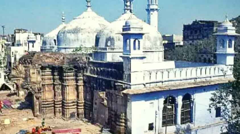 ज्ञानवापी मामले में अदालत का फैसला आने से पहले पुलिस ने जारी किया अलर्ट