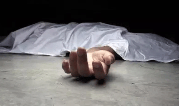 ट्रेन की चपेट में आए चार बच्चे, तीन की मौत