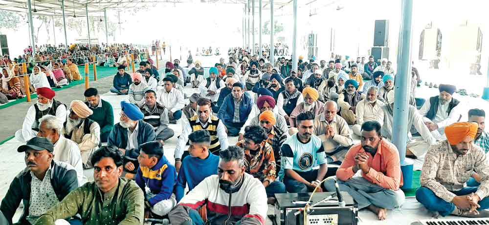 साध संगत ने सुपरीडैंट ऊषा इन्सां को दी श्रद्धांजलि