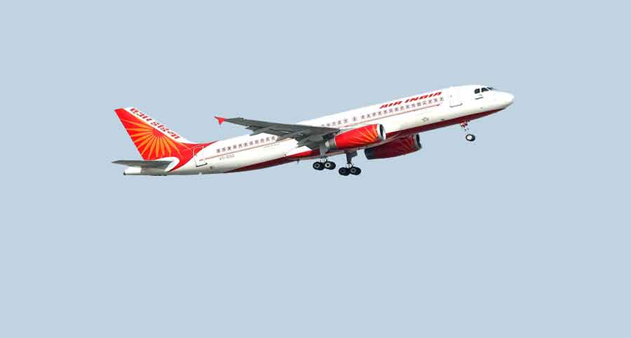 दिलचस्प: महिला ने पकड़ी घर की फ्लाइट थी पहुंच गई विदेश