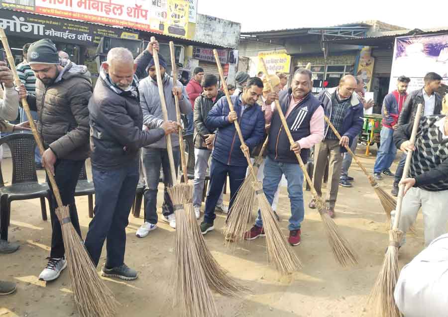 कुछ ही घंटों में रतिया हुआ चकाचक