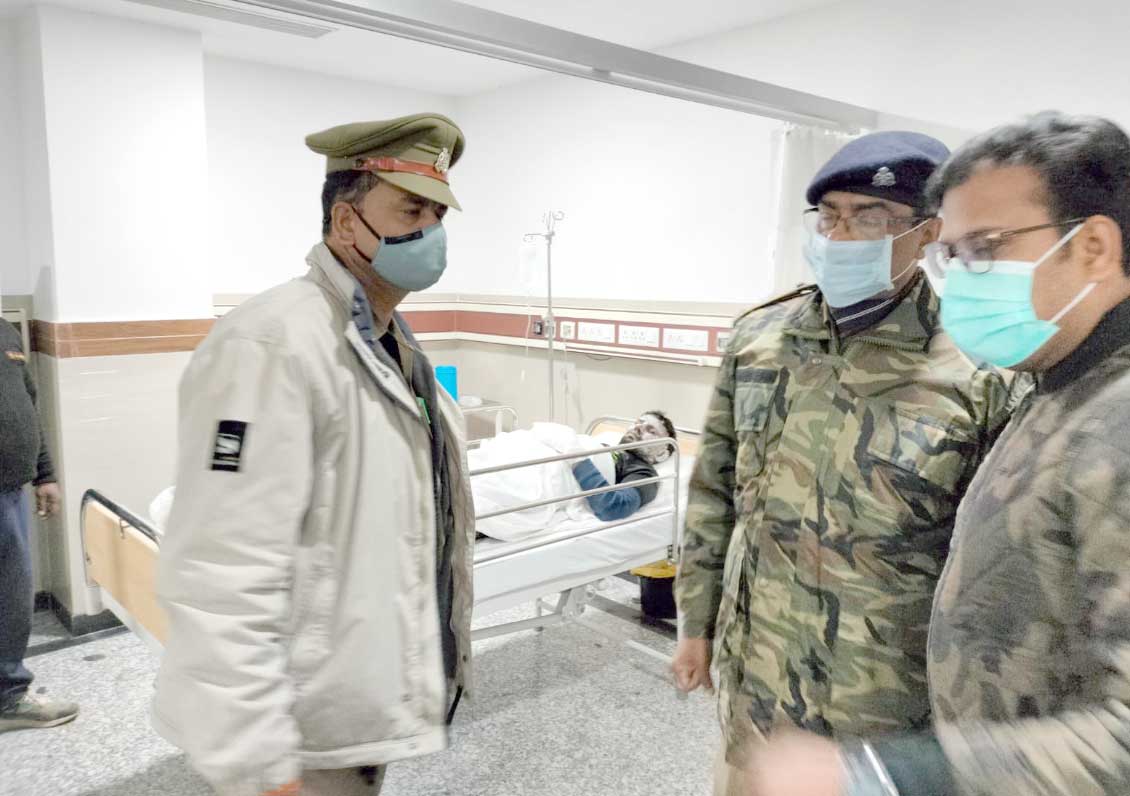 चाय की दुकान पर छोटा सिलेंडर फटने से 9 लोग जख्मी