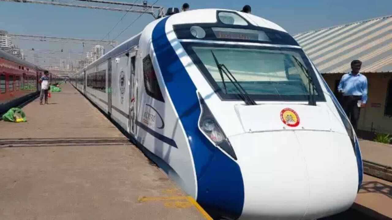 Vande Bharat Express:- राजधानी दिल्ली से भोपाल के बीच 1 अप्रैल से चलेगी नई वंदे भारत ट्रेन, जानें टाइमिंग